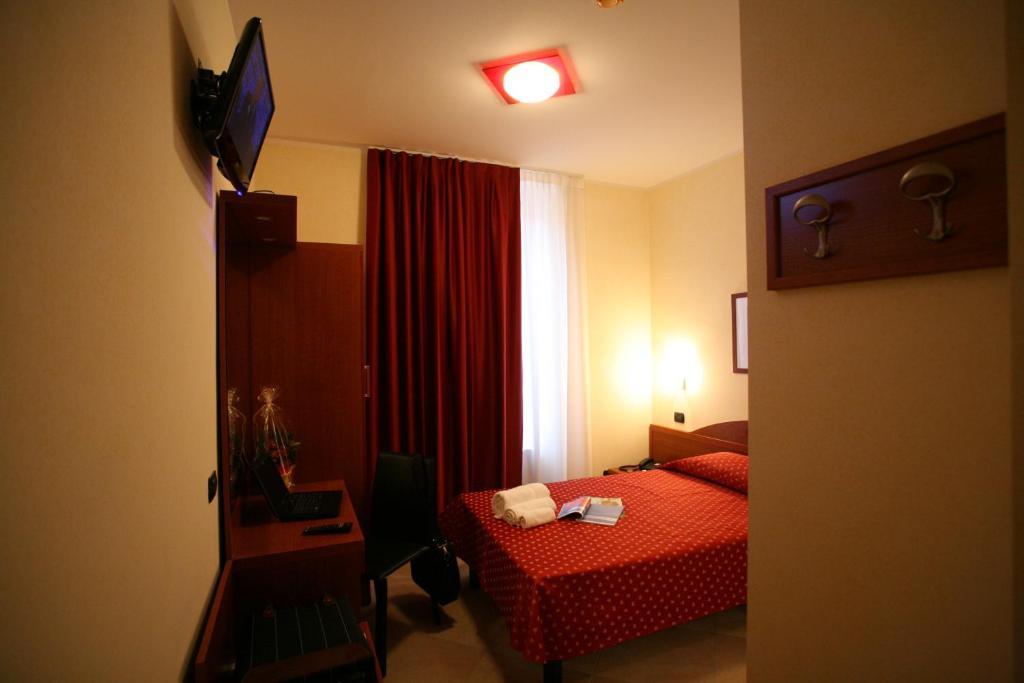 Hotel Della Volta Brescia Room photo